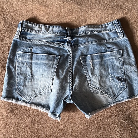 Parasuco denim jean short with spike - Picture 6 of 9